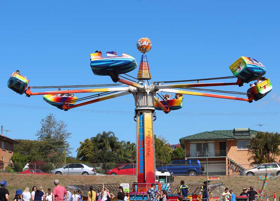 hurricane carnival ride